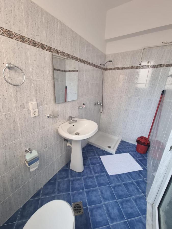 Ideal Apartments & Rooms Sarandë エクステリア 写真