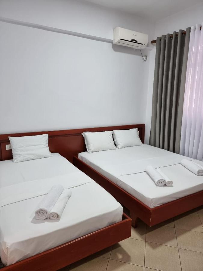 Ideal Apartments & Rooms Sarandë エクステリア 写真